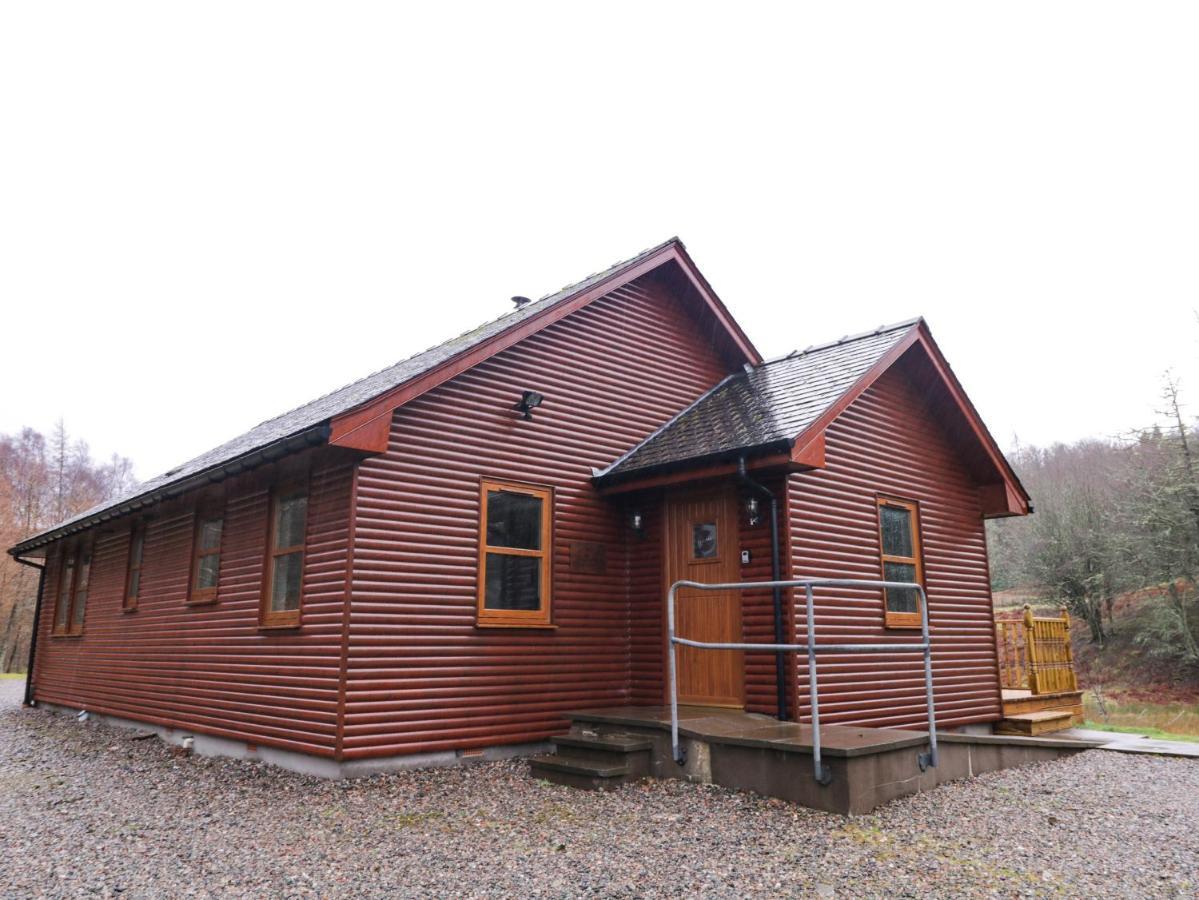 Fersit Log Cottage 罗伊桥 外观 照片